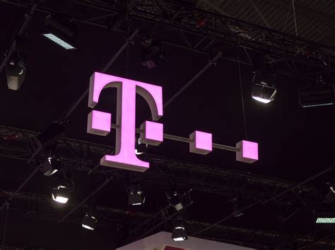 T-Mobile will reimburse you up to $5,000 if you switch from AT&T or ...