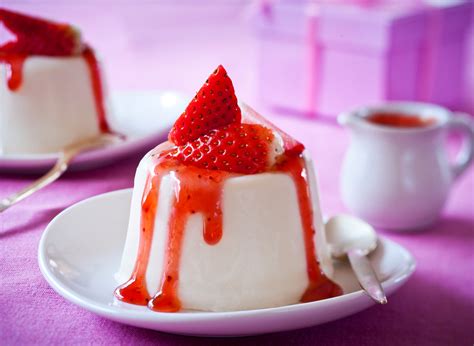 Panna Cotta Con Jarabe De Fresa D Gari