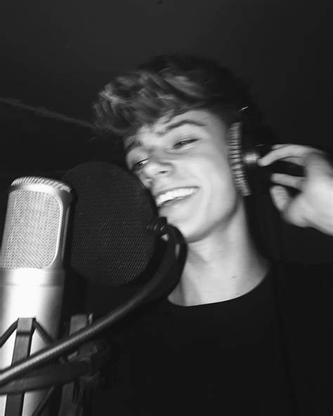 Pin By Elizabotanică On Hrvy Good Music Cute Boys Harvey