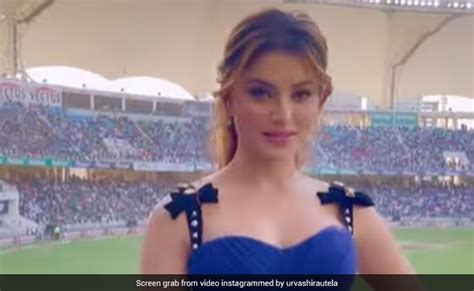 Actor Urvashi Rautela Trolled Over Insta Video Featuring Pak Bowler