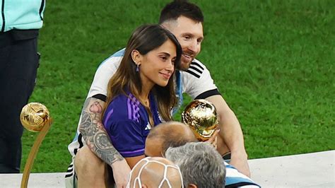 Un Amor Incondicional La Historia Entre Antonela Roccuzzo Y Lionel Messi Fox Sports