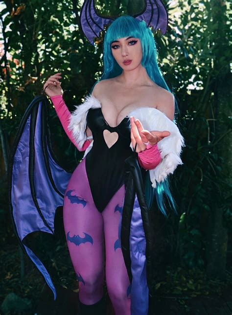 Caytie Cosplay 🔜 Holmat On Twitter Morrigan Wants Your Lunch Money