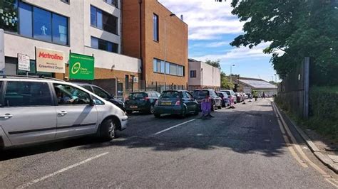 Hundreds queue outside Greenford recycling centre in Ealing on first ...