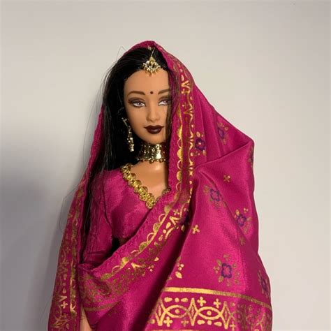 Mattel Toys Princess Of India Barbie Doll Circa 200 Collector