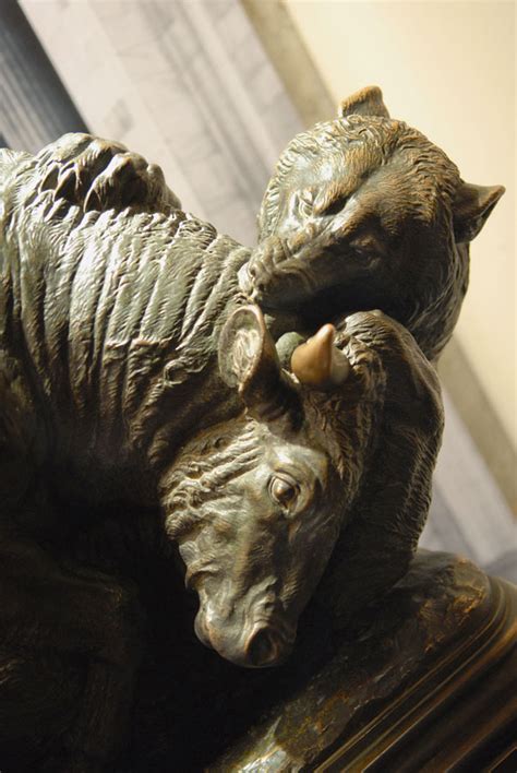 Bull and Bear statue | Museum of American Finance