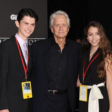 Catherine Zeta-Jones' stunning photo of Michael Douglas' grandchildren ...