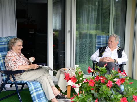 Leben im Zentrum Wohnen im Alter Hotelzimmer Gruppenhaus Tagungsräume