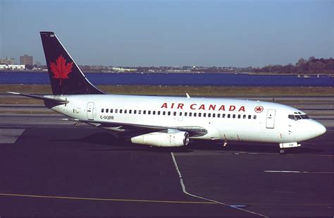 Fileair Canada Boeing 737 200 Kvw Wikipedia