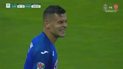 Cruz Azul Vs Puebla En El Azteca Milton Caraglio Estuvo A