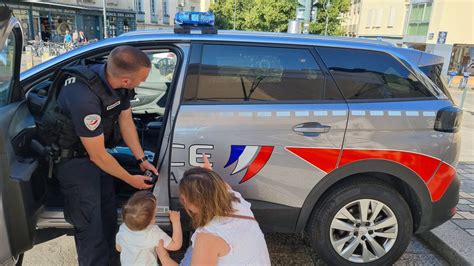 Police Nationale On Twitter Prot Ger Beaucoup De Monde Au