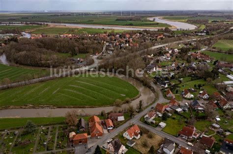 Luftbild Neuhaus Oste Ortschaft An Den Fluss Uferbereichen Der