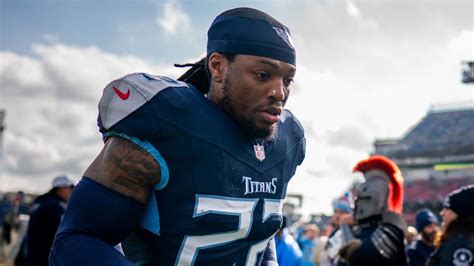 Watch Titans Rb Derrick Henry Joins Hall Of Famers On Yard Td