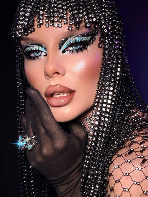 SARA ROSE The Celebrity Store for Face Couture – SARA ROSE®️