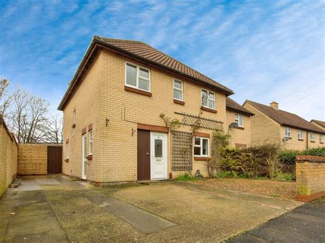 4 Bed Semi Detached House For Sale In Dolphin Close Cambridge