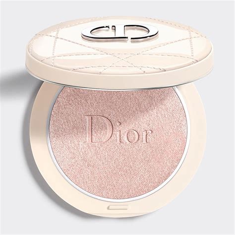 The Dior Forever Couture Luminizer Highlighter Retroworldnews