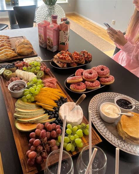 Pin tillagd av rebecca på FOOD DRINKS i 2024 Frukost och brunch