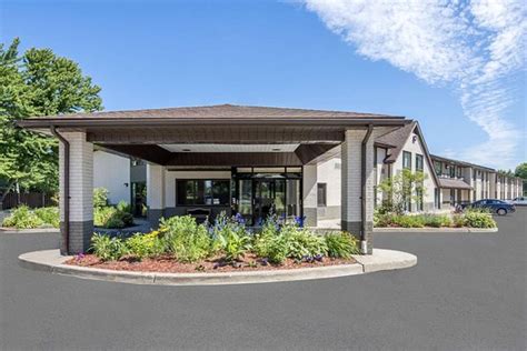 Comfort Inn Lakeshore - North Bay - UPDATED 2018 Prices, Reviews ...