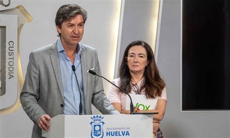 Vox Presenta Mociones En Defensa Del Turismo Ornitol Gico Y La Salud