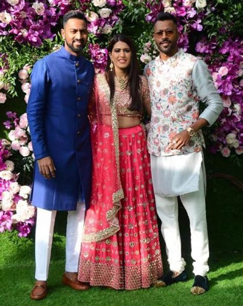 Krunal Pandya Wife Ipl 2021 Natasa Stankovic And Pankhuri Sharma Shake A Leg In 2017