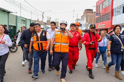 Sismo De 8 8 Grados Dejaría 143 Mil Damnificados En La Región La