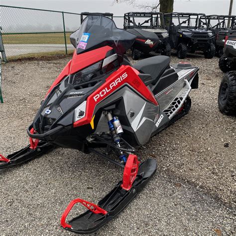 Snowmobile Toms Marine Sales And Service Crawfordsville In 765 362