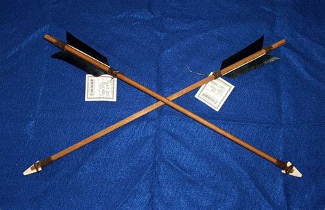 Set Of 2 Authentic Native American Arrows 19 Black Fletching Bone