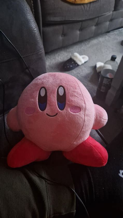 KIRBY PLUSH WTF!!!! : r/Kirby