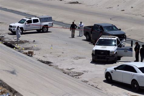 Homicidios Tijuana Encuentran dos cadáveres en la canalización