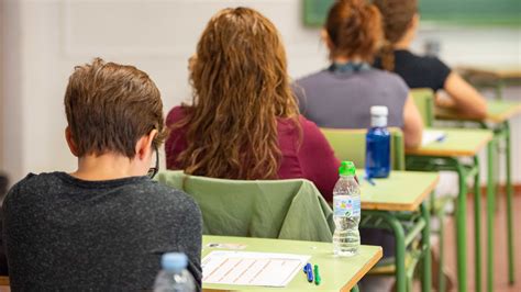 Csif Exige Saber Si Las Oposiciones De Educaci N De Siguen