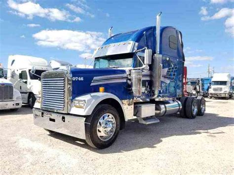 Freightliner Classic Xl 2007 Sleeper Semi Trucks