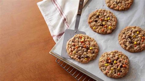 HERSHEY'S MINI REESE'S PIECES Oatmeal Cookies Recipe | Recipes