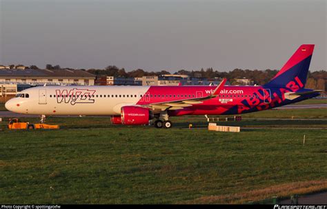 D Ayac Wizz Air Abu Dhabi Airbus A321 271nx Photo By Spottingatxfw Id