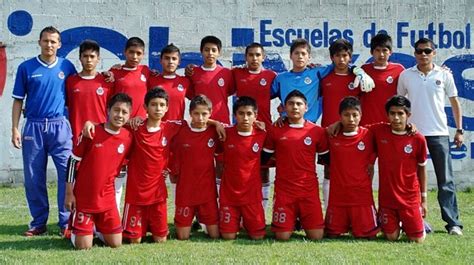 Img Escuela De Futbol Chivas Los Ngeles Soccer Parti Flickr