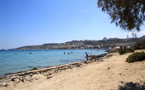 Planning on swimming at Għadira Bay? - Newsbook