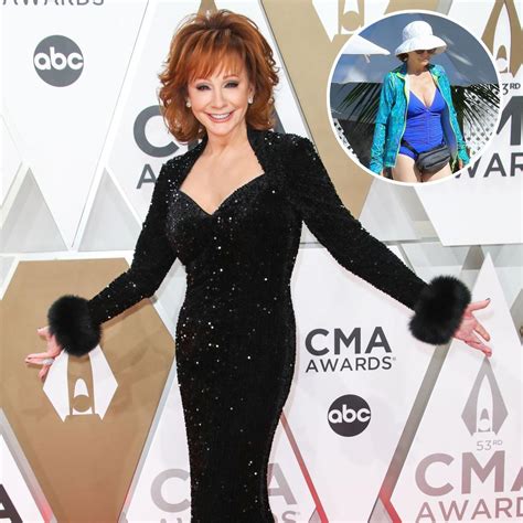 Reba Mcentire And Her Fellow Country Singers Are Total Beach Babes See Their Bikini Photos