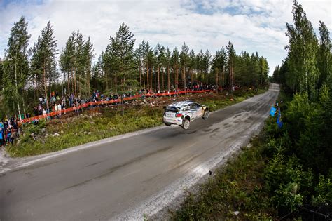 WRC - 2015 Rally Finland jumps | Federation Internationale de l'Automobile