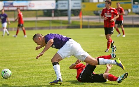 Fu Ball Oberliga Fsv J Gersburg K Mpft Gegen Den Abstieg