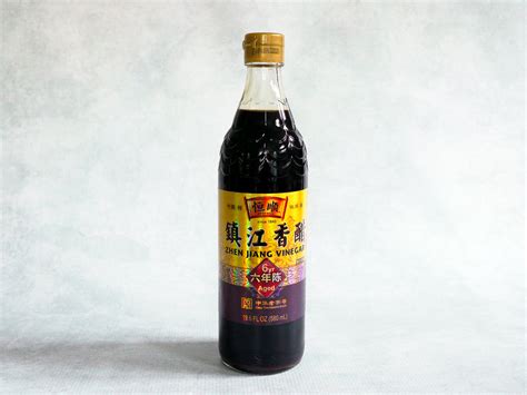 Hengshun Zhenjiang Handcrafted Vinegar, Aged 6 Years (Chinkiang Black ...