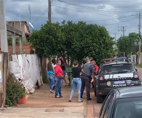 Mulher é Presa Depois De Espancar Filhote De Cão Até A Morte Em Itobi