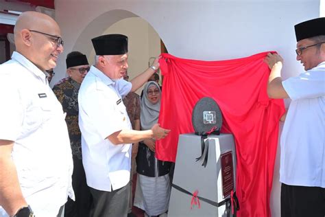 Selamatkan Cagar Budaya Gubernur Serahkan Masterplan Kota Tua Ke