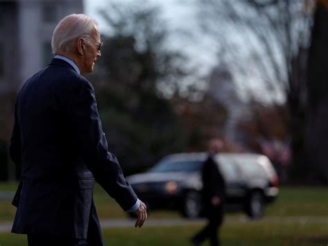 Biden pas sûr de se représenter sans la présence de Trump à la