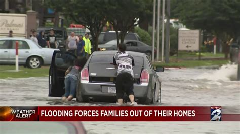 Flooding Forces Families Out Of Their Homes Youtube