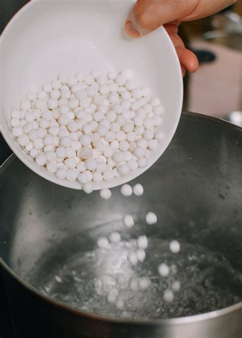 How To Cook Tapioca Pearls With Step By Step Photos The Woks Of Life