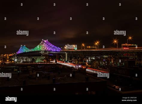 JACQUES CARTIER BRIDGE NIGHT LIGHT Stock Photo - Alamy