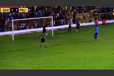 Narrador Grita Gol De Zacapa En Un Penal Errado Por Otro Equipo