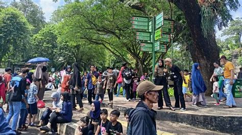 Taman Margasatwa Ragunan Imbau Pengunjung Tidak Merokok Untuk Jaga