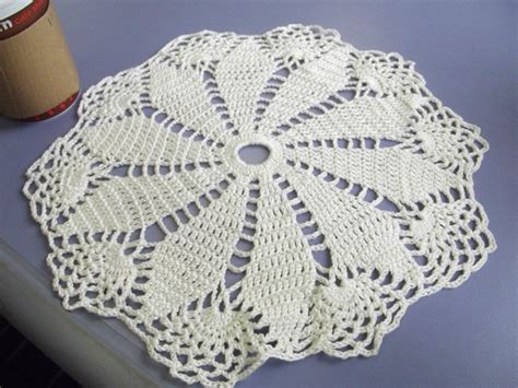 Cool Crochet: Ten Point Poinsettia Doily