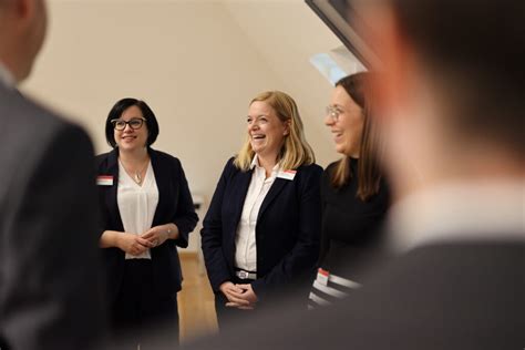 Talentf Rderung In Der Sparkasse Mentoringprogramm F R Frauen In