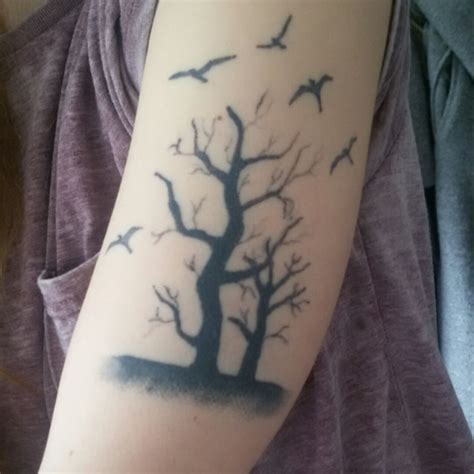 Aggregate More Than 72 Dead Tree With Crows Tattoo In Cdgdbentre