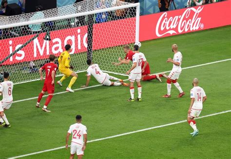 Dinamarca vs Túnez los europeos no pudieron romper el cero a pesar de